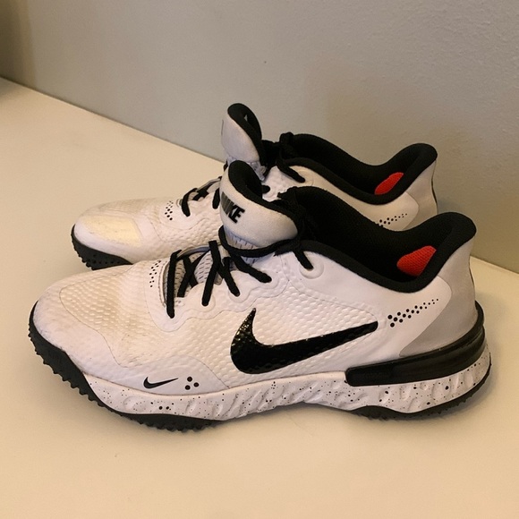 Nike Shoes - Nike Alpha Huarache Elite 3 Turf Sneakers Size 6 1/2